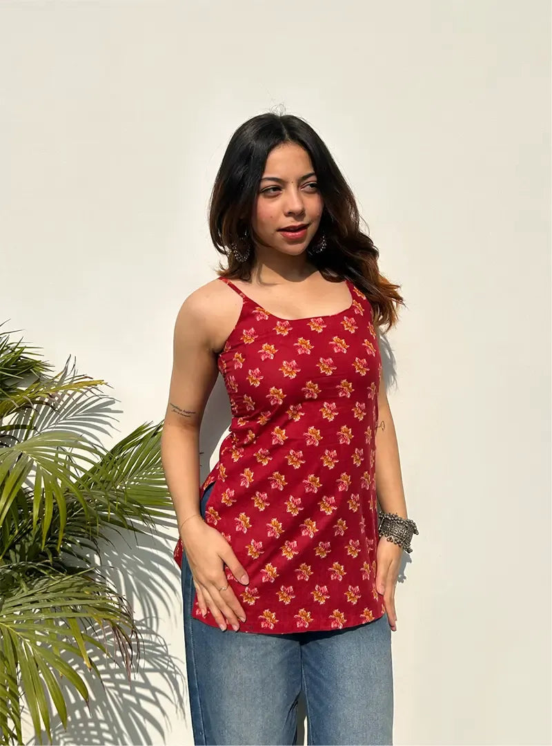 Ahilya Short Sleeveless Kurti by Evara