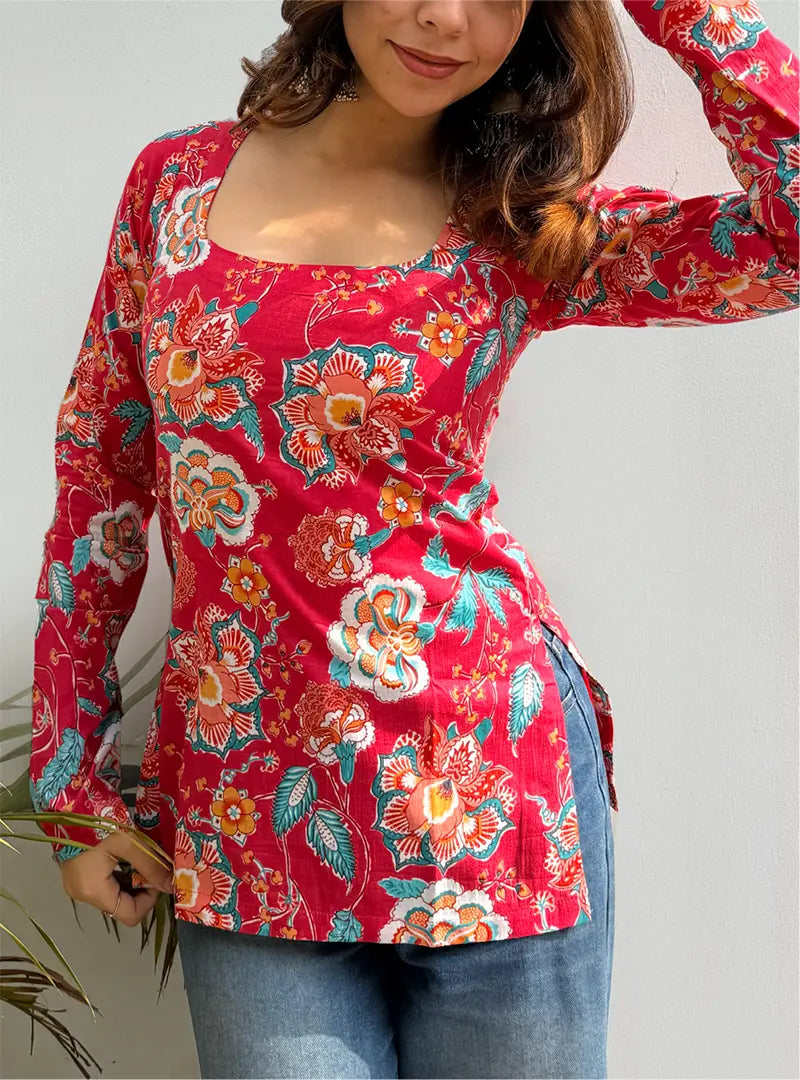 Aayna Boat Neck Kurti by Evara