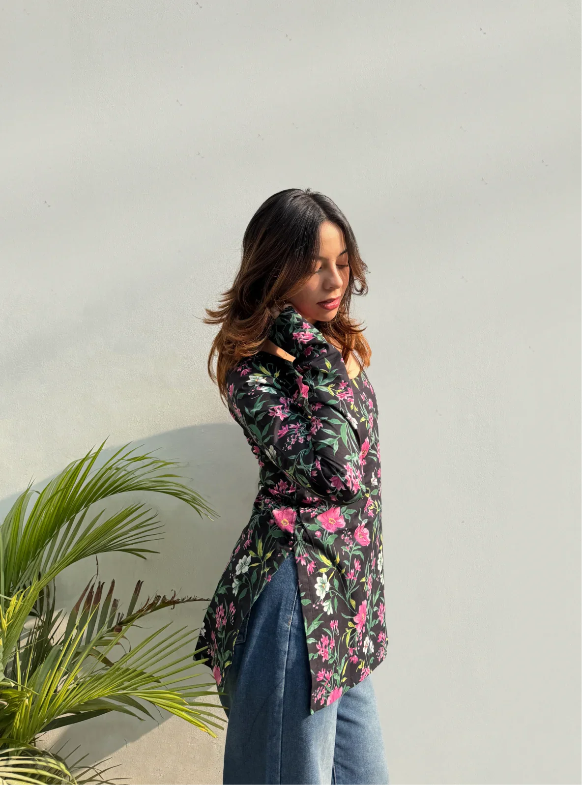 Raagini Straight Sleeves Kurti by Evara