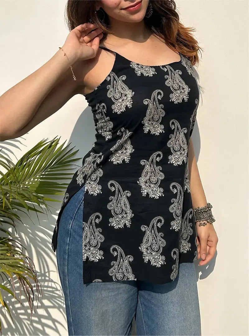 Sairah Short Sleeveless Kurti by Evara